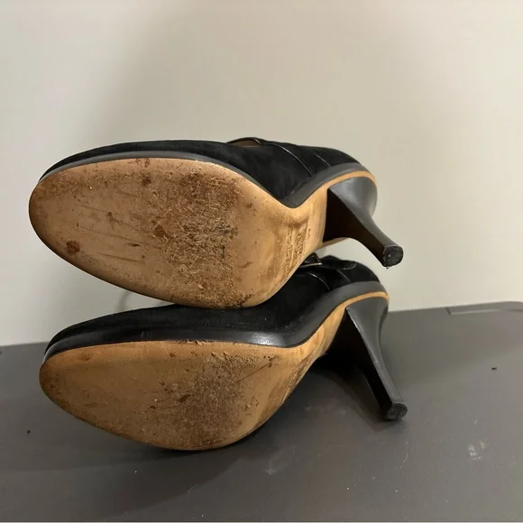 Jimmy Choo Black Suede Mary Jane Heels size 39 - Picture 9 of 11